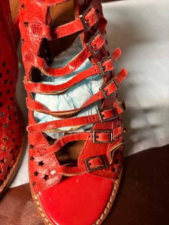 Jeffrey Campbell Red Star-Cutout Strappy Block Heel Boots - Picture 6 of 11